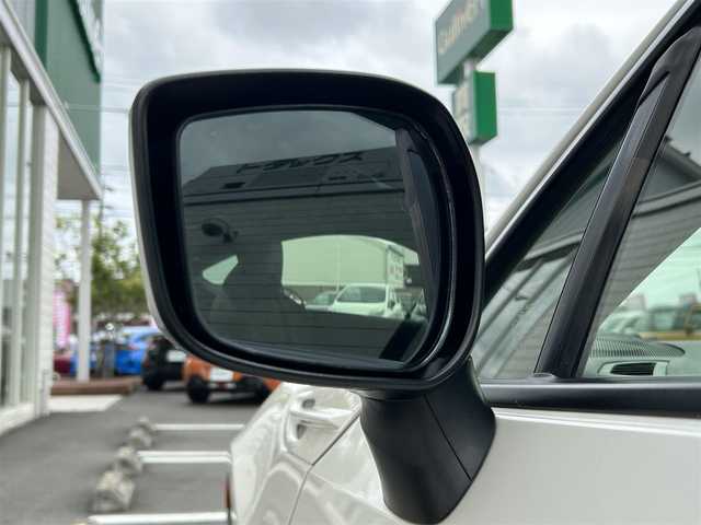 トヨタ ８６ GT リミテッド ブラックPKG 静岡県 2018(平30)年 1.4万km クリスタルホワイトパール 純正SDナビ（AM FM CD DVD Bluetooth）/純正ドライブレコーダー（前）/LEDオートヘッドライト/ハーフレザーシート/シートヒーター/クルーズコントロール/純正17インチアルミホイール/革巻きステアリング/ステアリングスイッチ/スマートキー＆プッシュスタート/フロントフォグランプ/MTモード/寒冷地仕様/純正フロアマット/取扱説明書/保証書/ビークルスタビリティコントロール（横滑り防止）/フルセグTV/バックモニター/ETC