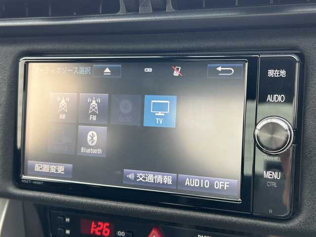 トヨタ ８６ GT リミテッド ブラックPKG 静岡県 2018(平30)年 1.4万km クリスタルホワイトパール 純正SDナビ（AM FM CD DVD Bluetooth）/純正ドライブレコーダー（前）/LEDオートヘッドライト/ハーフレザーシート/シートヒーター/クルーズコントロール/純正17インチアルミホイール/革巻きステアリング/ステアリングスイッチ/スマートキー＆プッシュスタート/フロントフォグランプ/MTモード/寒冷地仕様/純正フロアマット/取扱説明書/保証書/ビークルスタビリティコントロール（横滑り防止）/フルセグTV/バックモニター/ETC
