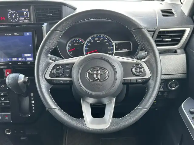 トヨタ ルーミー カスタムG 静岡県 2021(令3)年 3.8万km パールホワイトⅢ 純正8インチナビ/　（フルセグTV/Bluetooth/CD/DVD）/スマートアシスト/プリクラッシュセーフティ/レーンキープアシスト/横滑り防止装置/前後コーナーセンサー/レーダークルーズコントロール/全方位カメラ/バックカメラ/前席シートヒーター/両側パワースライドドア/プッシュスタート/スマートキー/前後ドライブレコーダー/ビルトインETC/純正フロアマット/純正14インチアルミホイール/LEDヘッドライト/取扱説明書
