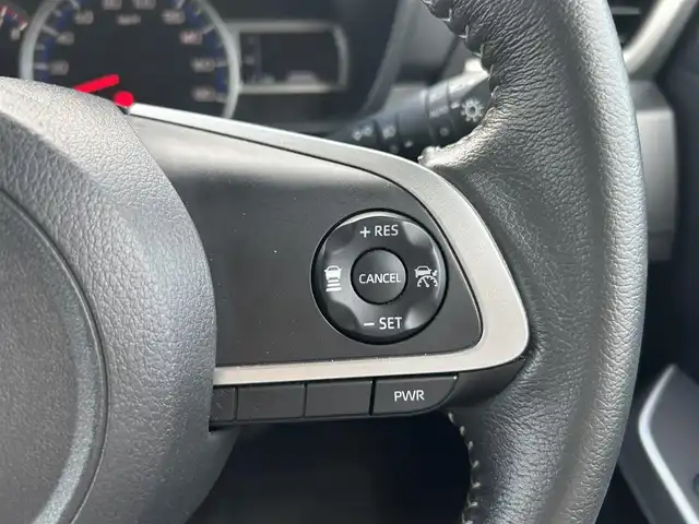 トヨタ ルーミー カスタムG 静岡県 2021(令3)年 3.8万km パールホワイトⅢ 純正8インチナビ/　（フルセグTV/Bluetooth/CD/DVD）/スマートアシスト/プリクラッシュセーフティ/レーンキープアシスト/横滑り防止装置/前後コーナーセンサー/レーダークルーズコントロール/全方位カメラ/バックカメラ/前席シートヒーター/両側パワースライドドア/プッシュスタート/スマートキー/前後ドライブレコーダー/ビルトインETC/純正フロアマット/純正14インチアルミホイール/LEDヘッドライト/取扱説明書