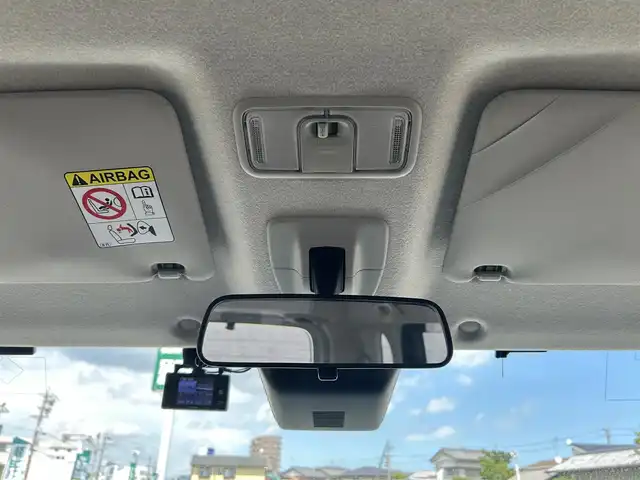 トヨタ ルーミー カスタムG 静岡県 2021(令3)年 3.8万km パールホワイトⅢ 純正8インチナビ/　（フルセグTV/Bluetooth/CD/DVD）/スマートアシスト/プリクラッシュセーフティ/レーンキープアシスト/横滑り防止装置/前後コーナーセンサー/レーダークルーズコントロール/全方位カメラ/バックカメラ/前席シートヒーター/両側パワースライドドア/プッシュスタート/スマートキー/前後ドライブレコーダー/ビルトインETC/純正フロアマット/純正14インチアルミホイール/LEDヘッドライト/取扱説明書