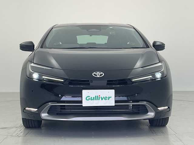トヨタ プリウス Z 愛知県 2023(令5)年 1.1万km アティチュードブラックマイカ トヨタセーフティセンス/レーダークルーズコントロール/プリクラッシュセーフティ/金融時操舵支援/レーントレーシングアシスト/レーンディパーチャーアラート/アダプティブハイビームアシスト/ロードサインアシスト/プロアクティブドライビングアシスト/発進遅れ告知機能/ブラインドスポットアシスト/純正ナビ/フルセグTV/全方位カメラ/ETC/スマートキー/プッシュスタート/LEdヘッドライト/純正アルミホイール/ドライブレコーダー/黒革シート/シートヒーター/シートベンチレーション/パワーシート/ステアリングヒーター/パワーバックドア/コーナーセンサー/ワイヤレスチャージ