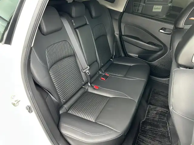 日産 オーラ G レザーエディション 愛媛県 2022(令4)年 4万km ピュアホワイトパール 登録時走行距離：39471km/BOSEスピーカー/メーカーOP純正ナビ/AM/FM/BT/フルセグTV//AppleCarPlay/AndroidAuto/HDMI/USB/ETC2.0/全方位カメラ/前方ドラレコ/追従クルコン/衝突軽減システム/LEDヘッドライト/オートライト/オートハイビーム/エンジンスタートボタン/スマートキー/純正アルミホイール/純正フロアマット/前後コーナーセンサー