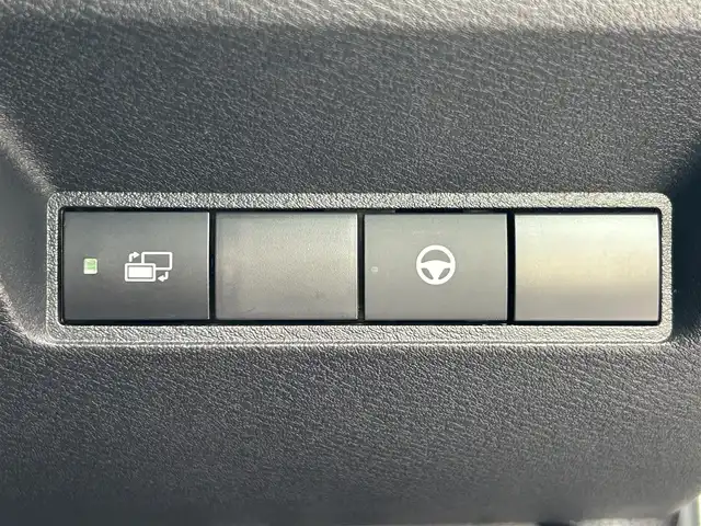 日産 オーラ G レザーエディション 愛媛県 2022(令4)年 4万km ピュアホワイトパール 登録時走行距離：39471km/BOSEスピーカー/メーカーOP純正ナビ/AM/FM/BT/フルセグTV//AppleCarPlay/AndroidAuto/HDMI/USB/ETC2.0/全方位カメラ/前方ドラレコ/追従クルコン/衝突軽減システム/LEDヘッドライト/オートライト/オートハイビーム/エンジンスタートボタン/スマートキー/純正アルミホイール/純正フロアマット/前後コーナーセンサー