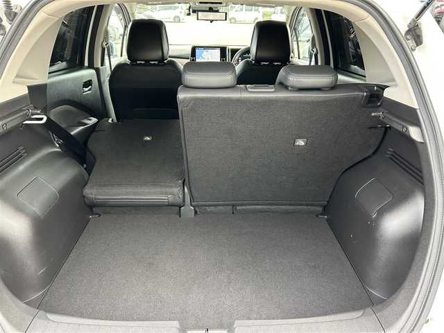 日産 オーラ G レザーエディション 愛媛県 2022(令4)年 4万km ピュアホワイトパール 登録時走行距離：39471km/BOSEスピーカー/メーカーOP純正ナビ/AM/FM/BT/フルセグTV//AppleCarPlay/AndroidAuto/HDMI/USB/ETC2.0/全方位カメラ/前方ドラレコ/追従クルコン/衝突軽減システム/LEDヘッドライト/オートライト/オートハイビーム/エンジンスタートボタン/スマートキー/純正アルミホイール/純正フロアマット/前後コーナーセンサー