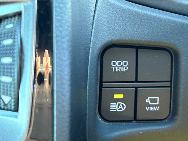 トヨタ クラウン ハイブリッド RS 千葉県 2021(令3)年 3.5万km プレシャスホワイトパール ＴＲＤエアロ　ＴＲＤプッシュボタン　ナビ　全方位カメラ　シートヒーター　ステアヒーター　パワーシート　ＰＣＳ　ＢＳＭ　ＲＣＴＡ　ＲＣＤ　ＨＵＤ　ＲＳＡ　ＥＴＣ　パーキングサポート　フルセグ　ＢＴ