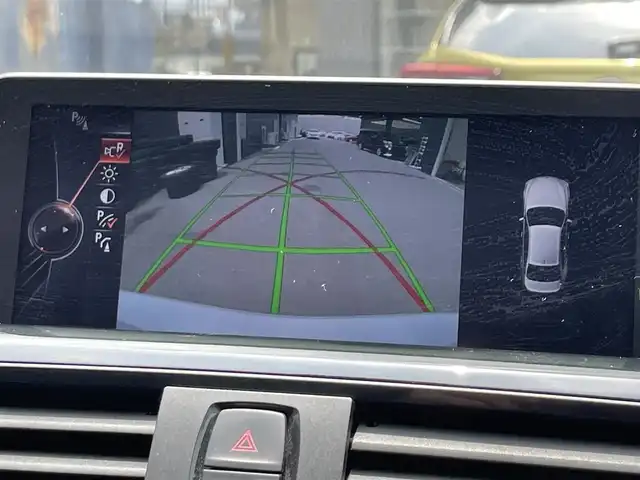 ＢＭＷ ３２０ｉ スポーツ 滋賀県 2013(平25)年 5.3万km ミネラルホワイト 禁煙車/純正ナビ/（CD/DVD/BT/AUX/FM/AM）/バックカメラ/ミラー一体型ETC/前席パワーシート/クルーズコントロール/クリアランスソナー/プッシュスタート/スマートキー/純正17インチAW