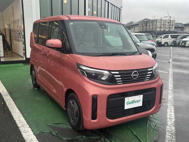 日産 ルークス X 長崎県 2023(令5)年 0.6万km ブロッサムピンク /純正9インチワイドナビ（フルセグTV/Bluetooth)//アラウンドビューモニター//エマージェンシーブレーキ//パワースライドドア//コーナーセンサー//オートライト//オートハイビーム//LEDヘッドライト//スペアキー//純正ホイールカバー