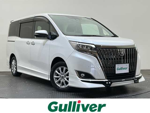 トヨタ エスクァイア Gi プレミアムパッケージ ブラックテーラード 愛媛県 2020(令2)年 4.7万km ホワイトパールクリスタルシャイン ・トヨタセーフティセンス　/・レーンキープ　/・社外カロッツェリアナビ　/・フルセグ/CD/DVD/BT　/・バックカメラ　/・社外フリップダウンモニター　/・両側パワースライドドア　/・シートヒーター　/・ドライブレコーダー　/・プッシュスタート　/・スマートキー　/・スペアキー