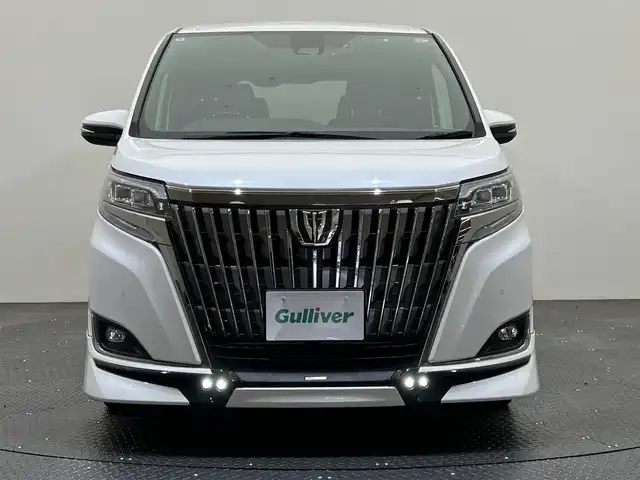 トヨタ エスクァイア Gi プレミアムパッケージ ブラックテーラード 愛媛県 2020(令2)年 4.7万km ホワイトパールクリスタルシャイン ・トヨタセーフティセンス　/・レーンキープ　/・社外カロッツェリアナビ　/・フルセグ/CD/DVD/BT　/・バックカメラ　/・社外フリップダウンモニター　/・両側パワースライドドア　/・シートヒーター　/・ドライブレコーダー　/・プッシュスタート　/・スマートキー　/・スペアキー