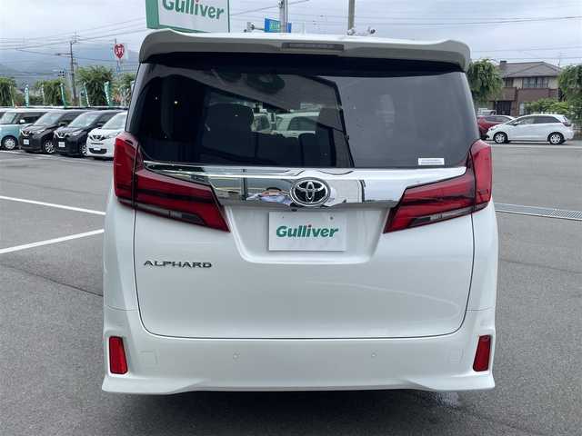 トヨタ アルファード S Cパッケージ 愛媛県 2022(令4)年 2.8万km ホワイトパールクリスタルシャイン Wサンルーフ/プリクラッシュセーフティ/レーダークルーズコントロール/レーントレーシングアシスト/クリアランスソナー /ブラインドスポットモニター/純正8インチディスプレイオーディオ/デジタルインナーミラー/バックカメラ/黒レザーシート/前席シートヒーター/ベンチレーション/前席パワーシート/パワーバックドア/三眼LEDヘッドライト/ウッドコンビステアリング/ステアリングヒーター/ステアリングスイッチ/フロアマット/AC100Vコンセント/ETC