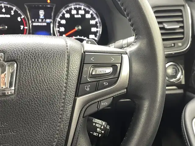 トヨタ クラウン アスリート S-T 熊本県 2015(平27)年 7.3万km ホワイトパールクリスタルシャイン ワンオーナー　/サンルーフ　/純正ナビ（ＤＶＤ・フルセグ・ＢＴ・ＳＤ）/バックカメラ　/ビルトインＥＴＣ　/レーダークルーズコントロール/後ろのみコーナーセンサー　/モデリスタフルエアロ　/前席シートヒーター　/前席エアーシート　/前席パワーシート/純正フロアマット/横滑り防止/オートライト/LEDヘッドライト/フォグライト/スマートキー/プッシュスタート/スペアキー1本/保証書/取扱説明書