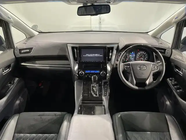トヨタ ヴェルファイア Z Gエディション 愛知県 2016(平28)年 5.4万km バーニングブラッククリスタルシャインガラスフレーク 純正9インチナビ/（Bluetooth/AM/FM/フルセグTV/Carplay）/サンルーフ/両側電動スライドドア/LEDヘッドライト/ETC/バックカメラ/クルーズコントロール/ステアリングヒーター/パワーシート/電動リアゲート/コーナーセンサー/ハーフレザーシート/純正18インチAW/後席サンシェード/プッシュスタートボタン/スマートキー