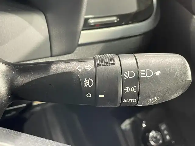 トヨタ ヴェルファイア Z Gエディション 愛知県 2016(平28)年 5.4万km バーニングブラッククリスタルシャインガラスフレーク 純正9インチナビ/（Bluetooth/AM/FM/フルセグTV/Carplay）/サンルーフ/両側電動スライドドア/LEDヘッドライト/ETC/バックカメラ/クルーズコントロール/ステアリングヒーター/パワーシート/電動リアゲート/コーナーセンサー/ハーフレザーシート/純正18インチAW/後席サンシェード/プッシュスタートボタン/スマートキー