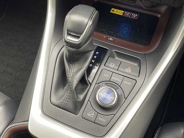 トヨタ ＲＡＶ４ G Zパッケージ 千葉県 2022(令4)年 2.3万km アティチュードブラックマイカ 衝突軽減ブレーキ/レーンキープアシスト/レーダークルーズコントロール/前後コーナーセンサー/全方位カメラ/ブラインドスポットモニター/オートライトハイビーム/LEDヘッドライト/電動リアゲート/ステアリングヒーター/シートヒーター/エアシート/レザーシート/パワーシート/シートメモリ/純正ディスプレイオーディオ/BT/FM/AM/Miracast/ステアリングスイッチ/純正ビルトインETC/純正アルミホイール/純正フロアマット/純正ドアバイザー/スペアキー/スマートキー