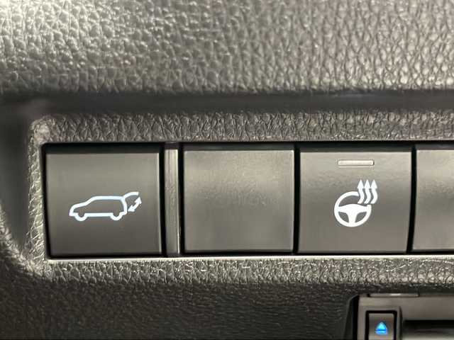 トヨタ ＲＡＶ４ G Zパッケージ 千葉県 2022(令4)年 2.3万km アティチュードブラックマイカ 衝突軽減ブレーキ/レーンキープアシスト/レーダークルーズコントロール/前後コーナーセンサー/全方位カメラ/ブラインドスポットモニター/オートライトハイビーム/LEDヘッドライト/電動リアゲート/ステアリングヒーター/シートヒーター/エアシート/レザーシート/パワーシート/シートメモリ/純正ディスプレイオーディオ/BT/FM/AM/Miracast/ステアリングスイッチ/純正ビルトインETC/純正アルミホイール/純正フロアマット/純正ドアバイザー/スペアキー/スマートキー