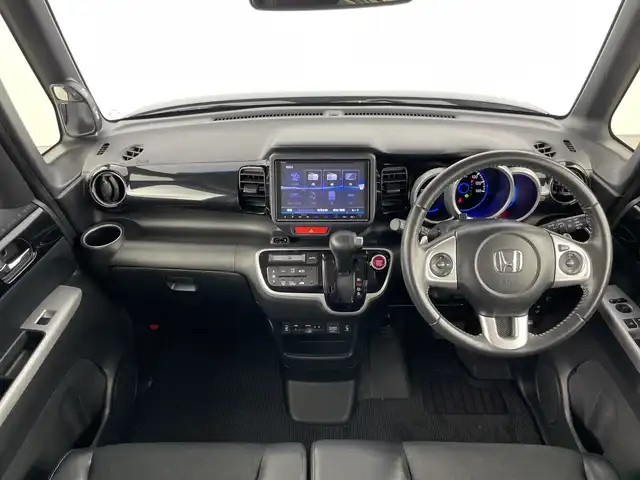 ホンダ Ｎ ＢＯＸ カスタム G ターボSSパッケージ 愛知県 2016(平28)年 5.9万km クリスタルブラックパール 禁煙車/純正8インチGathersナビ/（CD/DVD/Bluetooth/フルセグTV/AppleCarplay/SD）/バックカメラ/クルーズコントロール/シティブレーキシステム/横滑り防止装置/前後ドライブレコーダー/ETC/ハーフレザーシート/D席+N席シートヒーター/フルフラットシート/チップアップシート/ベンチシート/両側パワースライドドア/純正15インチアルミホイール/プッシュスタート/LEDヘッドライト/オートライト/フォグランプ/純正フロアマット/スペアキー