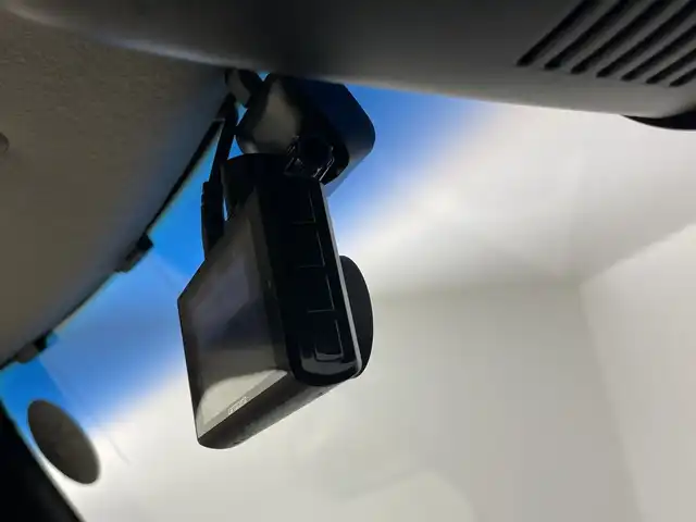 ホンダ Ｎ ＢＯＸ カスタム G ターボSSパッケージ 愛知県 2016(平28)年 5.9万km クリスタルブラックパール 禁煙車/純正8インチGathersナビ/（CD/DVD/Bluetooth/フルセグTV/AppleCarplay/SD）/バックカメラ/クルーズコントロール/シティブレーキシステム/横滑り防止装置/前後ドライブレコーダー/ETC/ハーフレザーシート/D席+N席シートヒーター/フルフラットシート/チップアップシート/ベンチシート/両側パワースライドドア/純正15インチアルミホイール/プッシュスタート/LEDヘッドライト/オートライト/フォグランプ/純正フロアマット/スペアキー