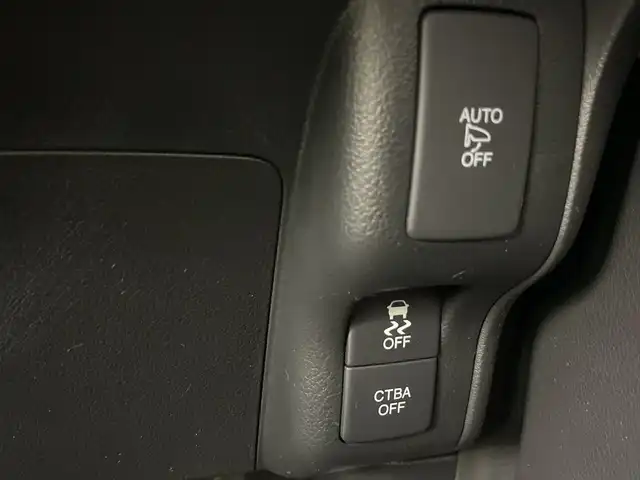 ホンダ Ｎ ＢＯＸ カスタム G ターボSSパッケージ 愛知県 2016(平28)年 5.9万km クリスタルブラックパール 禁煙車/純正8インチGathersナビ/（CD/DVD/Bluetooth/フルセグTV/AppleCarplay/SD）/バックカメラ/クルーズコントロール/シティブレーキシステム/横滑り防止装置/前後ドライブレコーダー/ETC/ハーフレザーシート/D席+N席シートヒーター/フルフラットシート/チップアップシート/ベンチシート/両側パワースライドドア/純正15インチアルミホイール/プッシュスタート/LEDヘッドライト/オートライト/フォグランプ/純正フロアマット/スペアキー