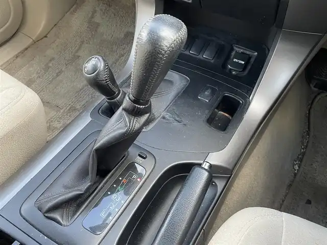 トヨタ ランドクルーザー プラド TX－LTD 福島県 2004(平16)年 17.4万km ホワイトパールクリスタルシャイン サンルーフ/純正ナビ/バックカメラ/Egスターター/リモコンキー/純正AW付サマータイヤ車載