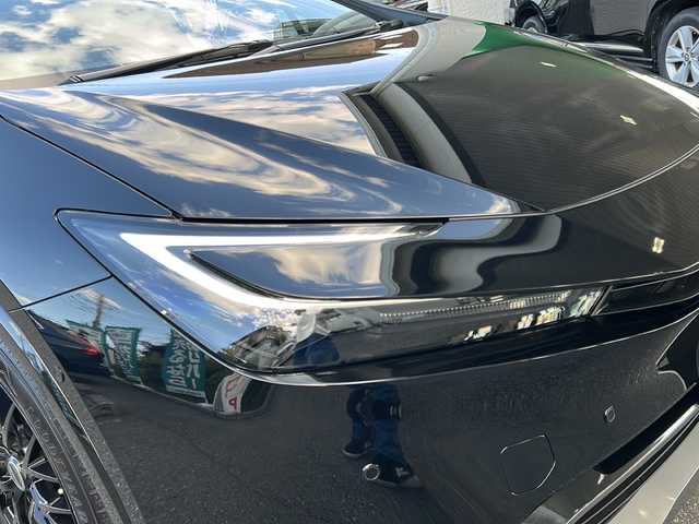 トヨタ プリウス Z 埼玉県 2025(令7)年 0.4万km アティチュードブラックマイカ ワンオーナー/Toyota Safety Sense/ ・プリクラッシュ/ ・レーンアシスト/ ・レーダークルーズコントロール/ ・BSM/ ・クリアランスソナー/ガラスルーフ/純正ナビ/AM/FM/TV/BT/USB/Miracast/ビルトインETC2.0/全方位カメラ/スマホ置くだけ充電/ハンドルヒーター/レザーシート/前席エアシート/パワーバックドア/運転席メモリーシート/LEDヘッドライト/プッシュスタート/スペアキー有り/保証書/取扱説明書