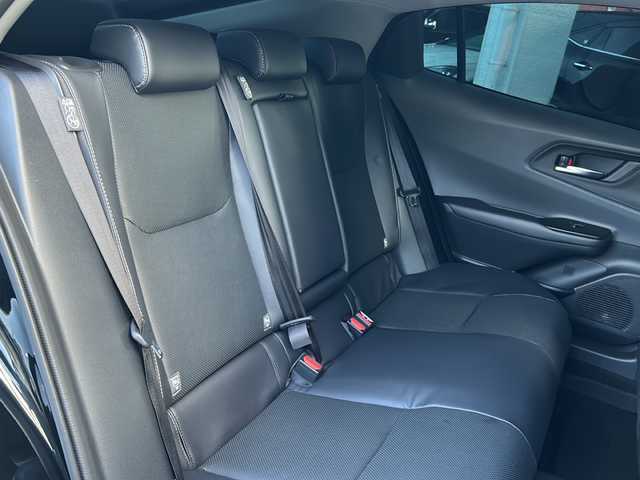 トヨタ プリウス Z 埼玉県 2025(令7)年 0.4万km アティチュードブラックマイカ ワンオーナー/Toyota Safety Sense/ ・プリクラッシュ/ ・レーンアシスト/ ・レーダークルーズコントロール/ ・BSM/ ・クリアランスソナー/ガラスルーフ/純正ナビ/AM/FM/TV/BT/USB/Miracast/ビルトインETC2.0/全方位カメラ/スマホ置くだけ充電/ハンドルヒーター/レザーシート/前席エアシート/パワーバックドア/運転席メモリーシート/LEDヘッドライト/プッシュスタート/スペアキー有り/保証書/取扱説明書