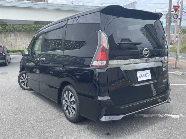 日産 セレナ ハイウェイスター 福岡県 2017(平29)年 10万km ダイヤモンドブラック (株)IDOMが運営する【じしゃロン八幡西店】の自社ローン専用車両になります。こちらは現金またはオートローンご利用時の価格です。自社ローンご希望の方は別途その旨お申付け下さい/純正9型ナビ MM516D-L/フルセグTV/CD/DVD/Bluetooth/アラウンドビューモニター/衝突軽減ブレーキ/両側パワースライドドア/コーナーセンサー/ETC