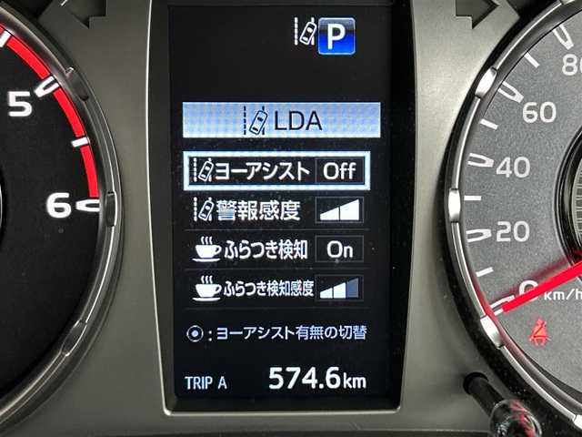 トヨタ ハイラックス Z GRスポーツ 福岡県 2021(令3)年 3.8万km スーパーホワイトⅡ 純正ＤＡナビ　/全方位カメラ　/セーフティセンス　/レーダークルーズコントロール　/パドルシフト　/ハードトノカバー　/ドライブレコーダー/ＥＴＣ　/パワーヒーター　/パワーシート　/ハーフレザーシート　/デュアルオートエアコン