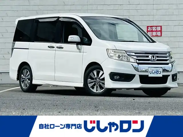 ホンダ ステップワゴン スパーダ Z 岡山県 2013(平25)年 12.8万km ホワイトオーキッドパール (株)IDOMが運営する【じしゃロン岡山店】の自社ローン専用車両です。こちらは現金またはオートローンご利用時の価格です。 自社ローンご希望の方は別途その旨お申し付け下さい/＊ナビ/＊両側パワスラ/＊ETC/＊TV/＊バックカメラ/＊ドラレコ/＊パドルシフト