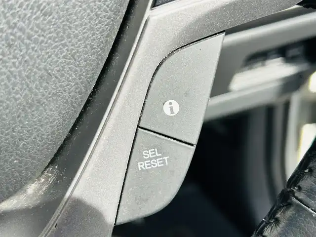ホンダ ステップワゴン スパーダ Z 岡山県 2013(平25)年 12.8万km ホワイトオーキッドパール (株)IDOMが運営する【じしゃロン岡山店】の自社ローン専用車両です。こちらは現金またはオートローンご利用時の価格です。 自社ローンご希望の方は別途その旨お申し付け下さい/＊ナビ/＊両側パワスラ/＊ETC/＊TV/＊バックカメラ/＊ドラレコ/＊パドルシフト