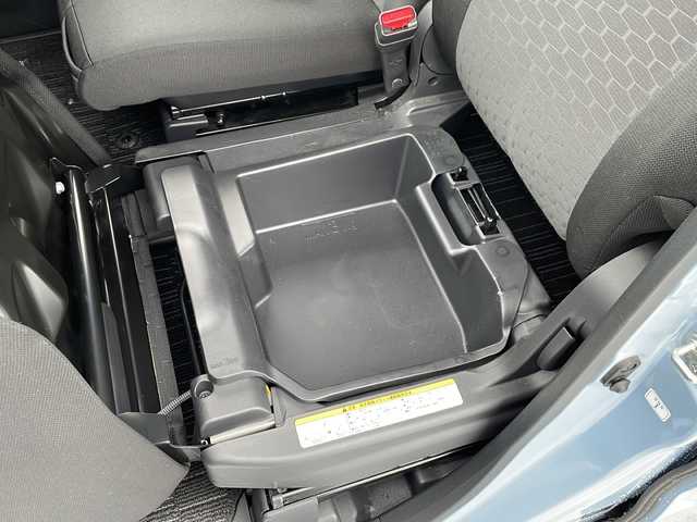 ダイハツ ウェイク G ターボ　レジャーエディション SA Ⅲ 道北・旭川 2018(平30)年 4.9万km ミストブルーマイカメタリック /社外ナビ/CD/DVD/BT/フルセグ/USB/SD/MSV//バックカメラ//両側パワースライドドア//禁煙車//ETC//ドライブレコーダー//スマートアシスト3//衝突軽減ブレーキ//オートライト//オートハイビーム//車線逸脱警報機能//誤発信抑制装置//衝突警報機能（対車両・対歩行者）//先行車発進お知らせ機能//コーナーセンサー//LEDヘッドライト//シートヒーター//フォグランプ//革巻きステアリング//ステアリングスイッチ//スペアキー//フロアマット//ドアバイザー//保証書//取扱説明書