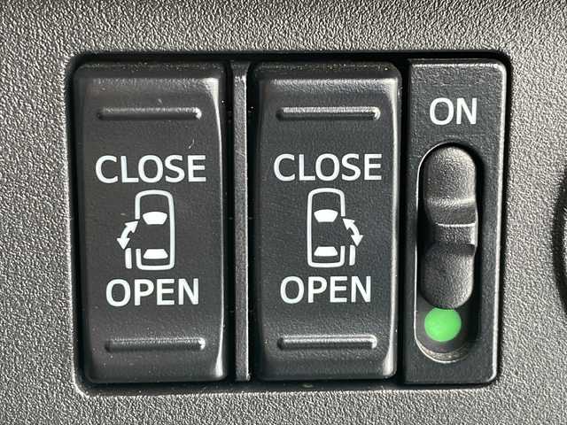 ダイハツ ウェイク G ターボ　レジャーエディション SA Ⅲ 道北・旭川 2018(平30)年 4.9万km ミストブルーマイカメタリック /社外ナビ/CD/DVD/BT/フルセグ/USB/SD/MSV//バックカメラ//両側パワースライドドア//禁煙車//ETC//ドライブレコーダー//スマートアシスト3//衝突軽減ブレーキ//オートライト//オートハイビーム//車線逸脱警報機能//誤発信抑制装置//衝突警報機能（対車両・対歩行者）//先行車発進お知らせ機能//コーナーセンサー//LEDヘッドライト//シートヒーター//フォグランプ//革巻きステアリング//ステアリングスイッチ//スペアキー//フロアマット//ドアバイザー//保証書//取扱説明書