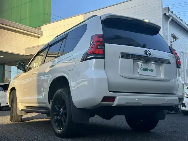 トヨタ ランドクルーザー プラド TX-L 70thアニバーサリーLTD 愛知県 2021(令3)年 4万km ホワイトパールクリスタルシャイン ワンオーナー/メーカーナビ/(FM/AM/BT/USB/Miracast/フルセグ)/全方位カメラ/サンルーフ/トヨタセーフティーセンス/ ・プリクラッシュセーフティー/ ・レーンディーパーチャーアラート/ ・ブラインドスポットモニター/ ・ロードサインアシスト/ ・クリアランスソナー/ ・レーダークルーズコントロール/ ・パーキングサポートブレーキ/特別仕様車/4WD/ディーゼル/バックカメラ/ETC2.0/レザーシート/パワーシート/シートヒーター/エアシート/ドライブレコーダー/LEDヘッドライト/フォグランプ/純正AW18インチ/電動格納ミラー/純正フロアマット/ステップ/プッシュスタート/スマートキー/ステアリングリモコン/ハンズフリー/ABS/取扱説明書・保証書