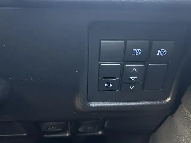 トヨタ ランドクルーザー プラド TX-L 70thアニバーサリーLTD 愛知県 2021(令3)年 4万km ホワイトパールクリスタルシャイン ワンオーナー/メーカーナビ/(FM/AM/BT/USB/Miracast/フルセグ)/全方位カメラ/サンルーフ/トヨタセーフティーセンス/ ・プリクラッシュセーフティー/ ・レーンディーパーチャーアラート/ ・ブラインドスポットモニター/ ・ロードサインアシスト/ ・クリアランスソナー/ ・レーダークルーズコントロール/ ・パーキングサポートブレーキ/特別仕様車/4WD/ディーゼル/バックカメラ/ETC2.0/レザーシート/パワーシート/シートヒーター/エアシート/ドライブレコーダー/LEDヘッドライト/フォグランプ/純正AW18インチ/電動格納ミラー/純正フロアマット/ステップ/プッシュスタート/スマートキー/ステアリングリモコン/ハンズフリー/ABS/取扱説明書・保証書