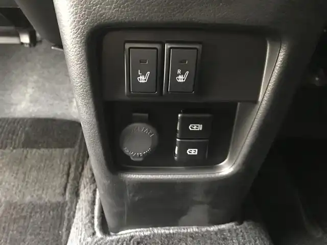 スズキ ハスラー タフワイルド・ターボ 和歌山県 2025(令7)年 0.1万km オレンジⅡ 走行距離　580km（登録時）/純正8インチナビ（CN-HZ8A5)/（AM、FM、CD、DVD、Bluetooth、USB、TV）/スズキセーフティーサポート/・デュアルカメラブレーキ/・車線逸脱抑制機能/・ハイビームアシスト/・アダプティブクルーズコントロール/・誤発進抑制機能/・リアパーキングセンサー/純正前後ドライブレコーダー/LEDヘッドライト/前席シートヒーター/純正15インチホイール/パーソナルテーブル/荷室内アクセサリーソケット/電動格納ミラー/ステアリングスイッチ/プッシュスタート/取扱説明書/保証書