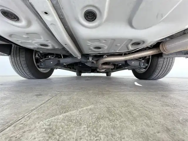 トヨタ アルファードハイブリット X 千葉県 2019(令1)年 5.8万km ホワイトパールクリスタルシャイン 禁煙車/モデリスタエアロ（F/S/R）/純正１０型ナビ（NSZN-Z68T）/AM＆FM＆Bluetooth＆フルセグTV＆CD＆DVD/両側電動スライドドア　/トヨタセーフティセンス　/プリクラッシュセーフティ/レーダークルーズコントロール　/ビルトインＥＴＣ/レザー調シートカバー（ベージュ）　/１００Ｖ電源　/純正フロアマット　/ＬＥＤヘッドライト/バックカメラ/アイドリングストップ/ウィンカーミラー/ドアバイザー/プッシュスタート