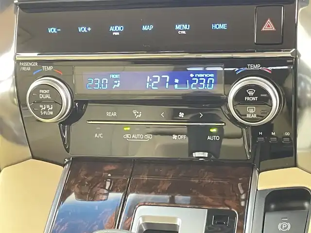 トヨタ アルファードハイブリット X 千葉県 2019(令1)年 5.8万km ホワイトパールクリスタルシャイン 禁煙車/モデリスタエアロ（F/S/R）/純正１０型ナビ（NSZN-Z68T）/AM＆FM＆Bluetooth＆フルセグTV＆CD＆DVD/両側電動スライドドア　/トヨタセーフティセンス　/プリクラッシュセーフティ/レーダークルーズコントロール　/ビルトインＥＴＣ/レザー調シートカバー（ベージュ）　/１００Ｖ電源　/純正フロアマット　/ＬＥＤヘッドライト/バックカメラ/アイドリングストップ/ウィンカーミラー/ドアバイザー/プッシュスタート