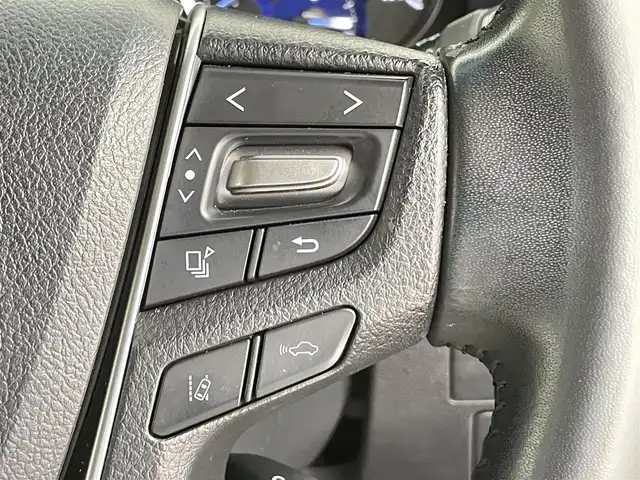 トヨタ アルファードハイブリット X 千葉県 2019(令1)年 5.8万km ホワイトパールクリスタルシャイン 禁煙車/モデリスタエアロ（F/S/R）/純正１０型ナビ（NSZN-Z68T）/AM＆FM＆Bluetooth＆フルセグTV＆CD＆DVD/両側電動スライドドア　/トヨタセーフティセンス　/プリクラッシュセーフティ/レーダークルーズコントロール　/ビルトインＥＴＣ/レザー調シートカバー（ベージュ）　/１００Ｖ電源　/純正フロアマット　/ＬＥＤヘッドライト/バックカメラ/アイドリングストップ/ウィンカーミラー/ドアバイザー/プッシュスタート