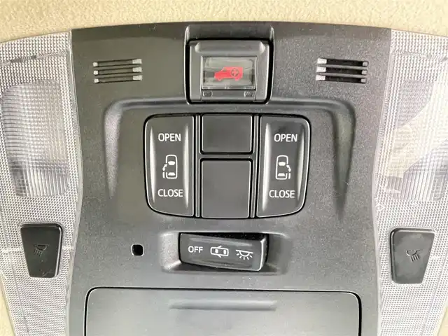 トヨタ アルファードハイブリット X 千葉県 2019(令1)年 5.8万km ホワイトパールクリスタルシャイン 禁煙車/モデリスタエアロ（F/S/R）/純正１０型ナビ（NSZN-Z68T）/AM＆FM＆Bluetooth＆フルセグTV＆CD＆DVD/両側電動スライドドア　/トヨタセーフティセンス　/プリクラッシュセーフティ/レーダークルーズコントロール　/ビルトインＥＴＣ/レザー調シートカバー（ベージュ）　/１００Ｖ電源　/純正フロアマット　/ＬＥＤヘッドライト/バックカメラ/アイドリングストップ/ウィンカーミラー/ドアバイザー/プッシュスタート