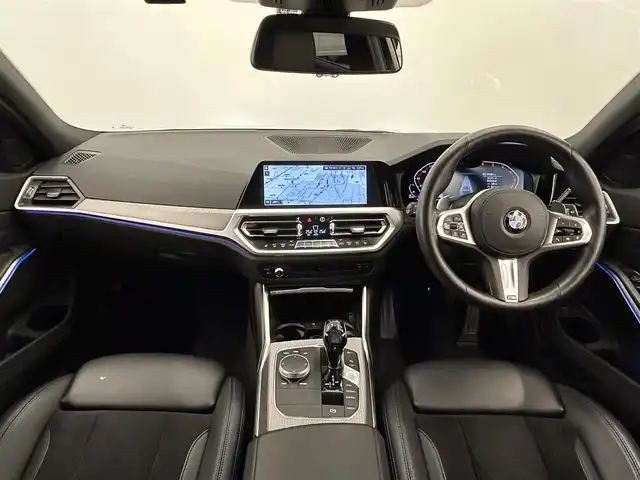 ＢＭＷ ３２０ｄ xDrive ツーリング Mスポーツ 岡山県 2019(令1)年 2.5万km アルピンホワイトⅢ ワンオーナー　/純正ＨＤＤナビ　/Ｂカメラ　/デジタルメーター　/ハーフレザーシート　/シートヒーター　/ACC　/BSM/正面衝突警告　/側面衝突警告　/車線逸脱警告　/ステアリングサポート　/アクティブPDC/アンビエントライト　/ワイヤレス充電/PDC/パークベンチレーション/AppleCarPlay/PWシート/ミラーＥＴＣ/純正19インチAW/コンフォートアクセス/レインセンサー/前後ドラレコ