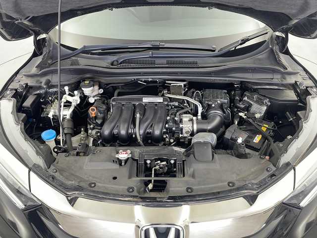 ホンダ ヴェゼル X ホンダセンシング 栃木県 2021(令3)年 2.6万km クリスタルブラックパール 社外ディスプレイオーディオ/　 ナビ/Biluetooth/AM/FM/フルセグTV/バックカメラ/ビルトインETC/ホンダセンシング /・アダプティブクルーズ/・衝突軽減ブレーキ/・レーンキープ/純正ドライブレコーダー/純正16インチAW/純正フロアマット/オートライト/LEDヘッドライト/フォグランプ/電子パーキング/プッシュスタート/スマートキー/スペア１本