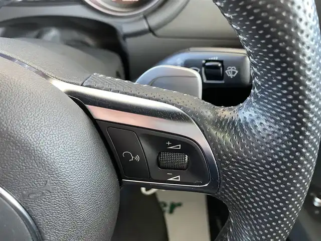 アウディ ＴＴクーペ 1．8 TFSI Sライン 和歌山県 2012(平24)年 8.6万km 黒 S lineパッケージ/RAYS19インチAW/KW車高調/可変リアウィング/革巻きステアリング/パドルシフト/純正ナビ/（AM/FM/CD/DVD/MUSIC CATCHER/フルセグTV/SDメモリーカード/USB/Bluetooth/VTR）/einsatzマフラー/カーボンリップスポイラー/スペアキー×１/保証書/取扱説明書