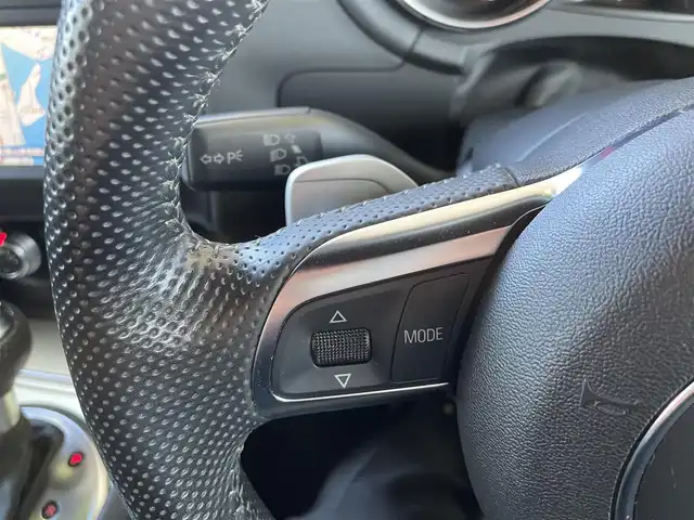 アウディ ＴＴクーペ 1．8 TFSI Sライン 和歌山県 2012(平24)年 8.6万km 黒 S lineパッケージ/RAYS19インチAW/KW車高調/可変リアウィング/革巻きステアリング/パドルシフト/純正ナビ/（AM/FM/CD/DVD/MUSIC CATCHER/フルセグTV/SDメモリーカード/USB/Bluetooth/VTR）/einsatzマフラー/カーボンリップスポイラー/スペアキー×１/保証書/取扱説明書