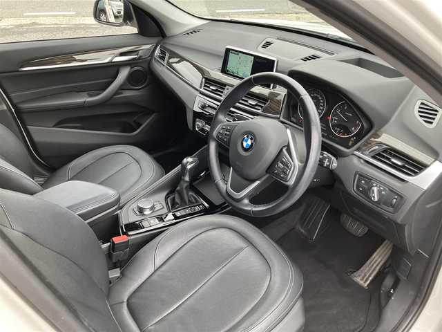 ＢＭＷ Ｘ１ xDrive 18d xライン ハイライン 長野県 2017(平29)年 2.7万km アルピンホワイトⅢ アドバンストアクティブセーフティパッケージ/コンフォートパッケージ/ハイラインパッケージ/純正ナビ/バックカメラ/革シート/アダブティブクルーズコントロール/パワーバックドア/ヘッドアップディスプレイ/パワーシート（運転席・助手席）/シートヒーター（運転席・助手席）/LEDヘッドライト/オートライト/ミラーインETC/Bluetooth/新車保証書/取扱説明書/スペアキー