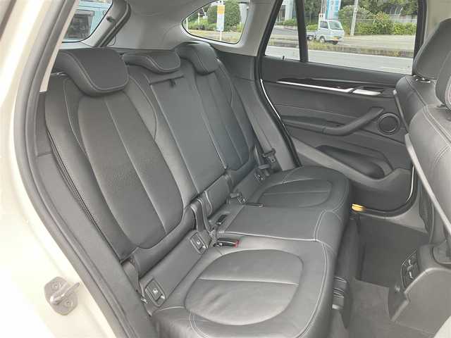 ＢＭＷ Ｘ１ xDrive 18d xライン ハイライン 長野県 2017(平29)年 2.7万km アルピンホワイトⅢ アドバンストアクティブセーフティパッケージ/コンフォートパッケージ/ハイラインパッケージ/純正ナビ/バックカメラ/革シート/アダブティブクルーズコントロール/パワーバックドア/ヘッドアップディスプレイ/パワーシート（運転席・助手席）/シートヒーター（運転席・助手席）/LEDヘッドライト/オートライト/ミラーインETC/Bluetooth/新車保証書/取扱説明書/スペアキー