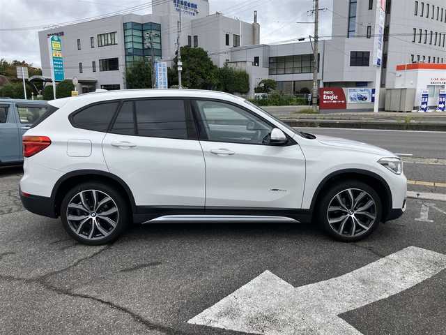 ＢＭＷ Ｘ１ xDrive 18d xライン ハイライン 長野県 2017(平29)年 2.7万km アルピンホワイトⅢ アドバンストアクティブセーフティパッケージ/コンフォートパッケージ/ハイラインパッケージ/純正ナビ/バックカメラ/革シート/アダブティブクルーズコントロール/パワーバックドア/ヘッドアップディスプレイ/パワーシート（運転席・助手席）/シートヒーター（運転席・助手席）/LEDヘッドライト/オートライト/ミラーインETC/Bluetooth/新車保証書/取扱説明書/スペアキー