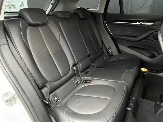 ＢＭＷ Ｘ１ xDrive 18d xライン ハイライン 長野県 2017(平29)年 2.7万km アルピンホワイトⅢ アドバンストアクティブセーフティパッケージ/HUD（ヘッドアップディスプレイ）/コンフォートパッケージ/ハイラインパッケージ/純正HDDナビ/バックカメラ/黒革シート/インテリジェントセーフティ/アクティブクルーズコントロール/パワーバックドア/ヘッドアップディスプレイ/パワーシート（運転席・助手席）/シートヒーター（運転席・助手席）/LEDヘッドライト/オートライト/パークディスタンスコントロール/ミラーインETC/Bluetooth/新車保証書/取扱説明書/スペアキー