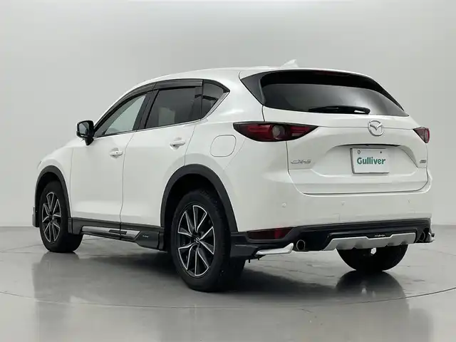 マツダ ＣＸ－５ XD Lパッケージ 熊本県 2017(平29)年 12.8万km スノーフレイクホワイトパールマイカ サンルーフ　/純正ナビ（ＣＤ・ＤＶＤ・ＢＴ・ＳＤ・ＵＳＢ）/バックカメラ　/ＥＴＣ　/レーダークルーズコントロール　/ＤＡＭＤエアロ（Ｆ・Ｓ・Ｒ）/前席シートヒーター　/前後クリアランスソナー/パワーバックドア/レーンキープアシスト/アイドリングストップ/ブラインドスポットモニター/純正フロアマット/純正19インチAW/オートライト/LEDヘッドライト/フォグランプ/スマートキー/プッシュスタート/スペアキー1本/保証書/取扱説明書