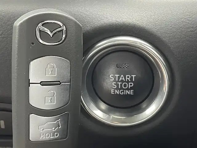 マツダ ＣＸ－５ XD Lパッケージ 熊本県 2017(平29)年 12.8万km スノーフレイクホワイトパールマイカ サンルーフ　/純正ナビ（ＣＤ・ＤＶＤ・ＢＴ・ＳＤ・ＵＳＢ）/バックカメラ　/ＥＴＣ　/レーダークルーズコントロール　/ＤＡＭＤエアロ（Ｆ・Ｓ・Ｒ）/前席シートヒーター　/前後クリアランスソナー/パワーバックドア/レーンキープアシスト/アイドリングストップ/ブラインドスポットモニター/純正フロアマット/純正19インチAW/オートライト/LEDヘッドライト/フォグランプ/スマートキー/プッシュスタート/スペアキー1本/保証書/取扱説明書