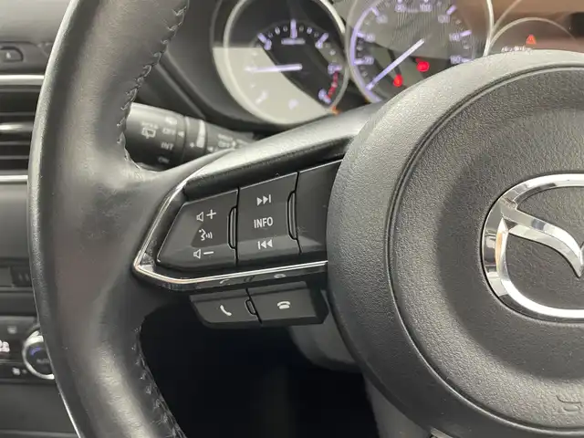 マツダ ＣＸ－５ XD Lパッケージ 熊本県 2017(平29)年 12.8万km スノーフレイクホワイトパールマイカ サンルーフ　/純正ナビ（ＣＤ・ＤＶＤ・ＢＴ・ＳＤ・ＵＳＢ）/バックカメラ　/ＥＴＣ　/レーダークルーズコントロール　/ＤＡＭＤエアロ（Ｆ・Ｓ・Ｒ）/前席シートヒーター　/前後クリアランスソナー/パワーバックドア/レーンキープアシスト/アイドリングストップ/ブラインドスポットモニター/純正フロアマット/純正19インチAW/オートライト/LEDヘッドライト/フォグランプ/スマートキー/プッシュスタート/スペアキー1本/保証書/取扱説明書